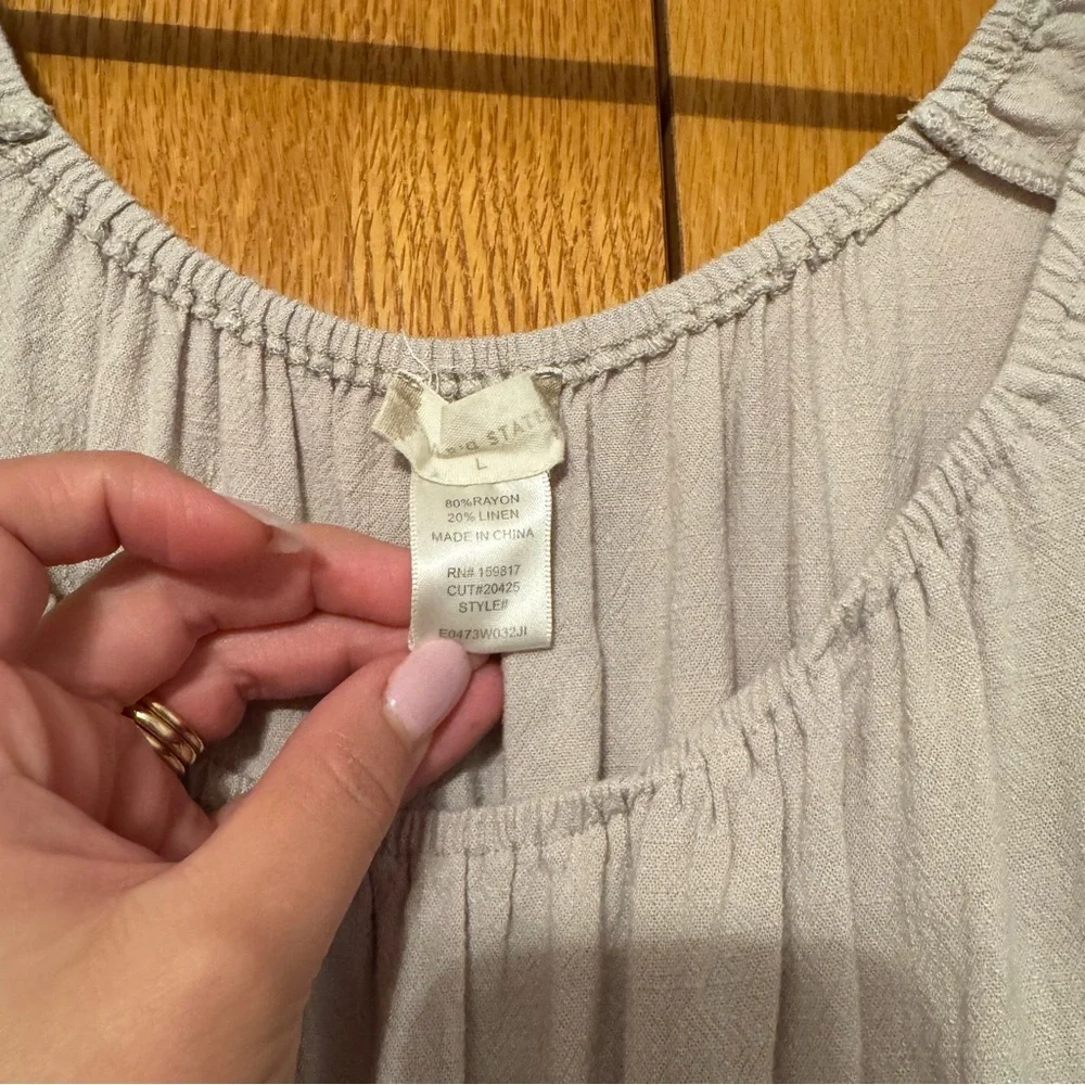 Altard state Sleeveless Ruffled romper in beige - Picture 2 of 6